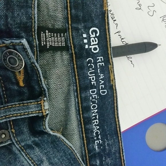 GAP Relaxed jeans, sz 32 - Picture 3 of 6